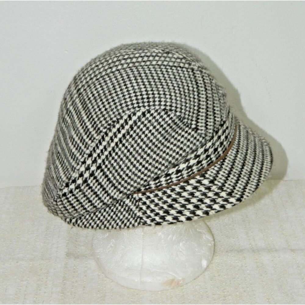 MANHATTAN‎ HAT COMPANY Unisex Brown Multistyle Hat Plaid